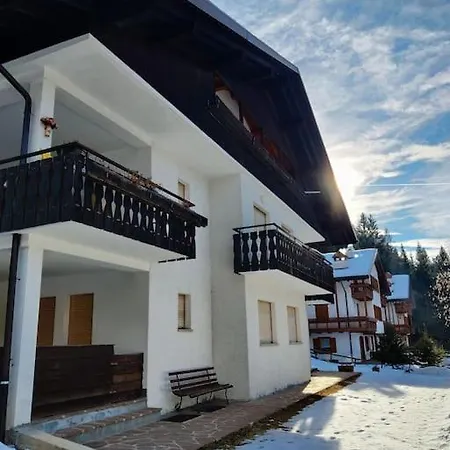 Falcade Dolomiti La Quiete Piano Terra *